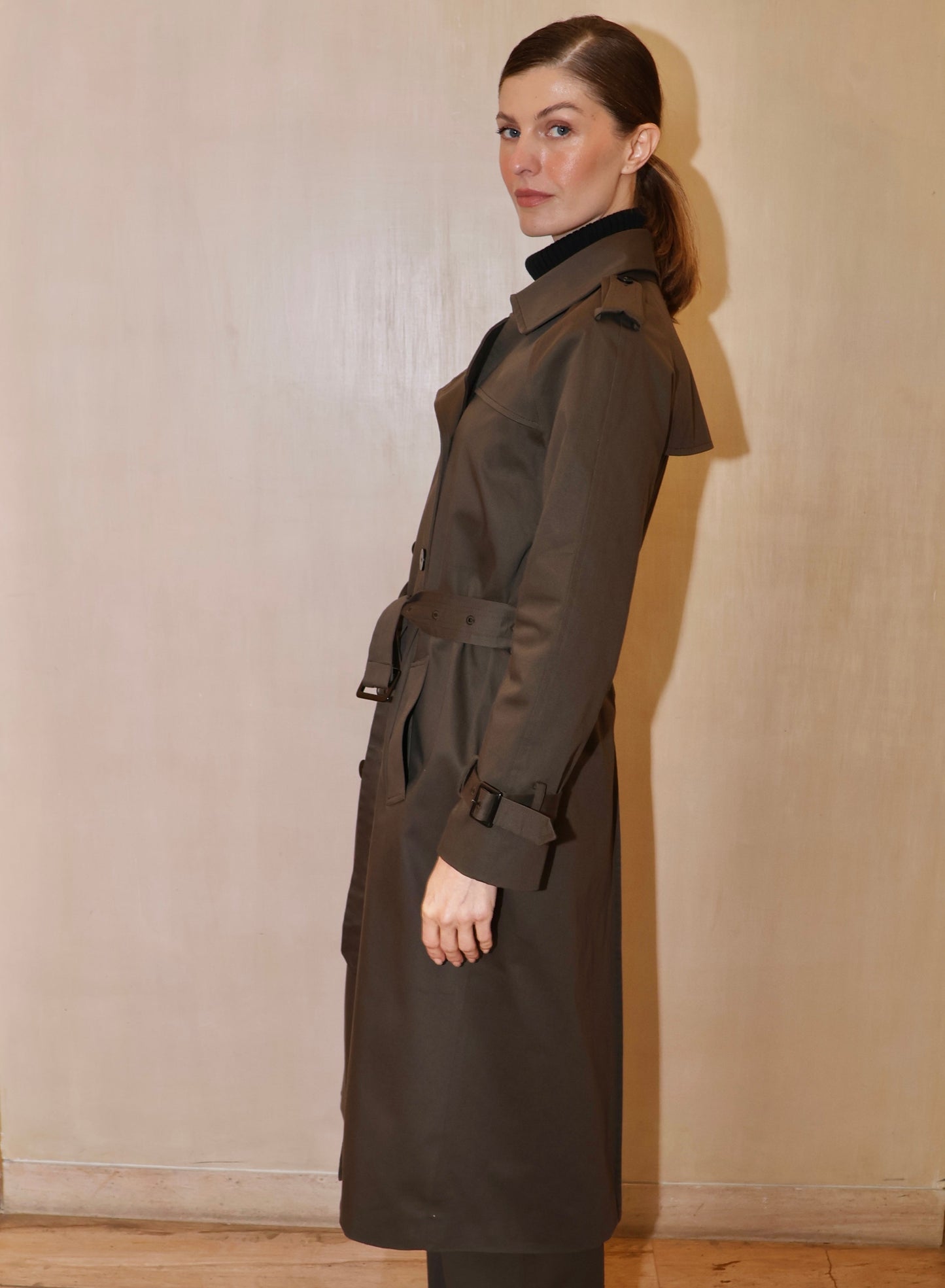 Trench verde olivo