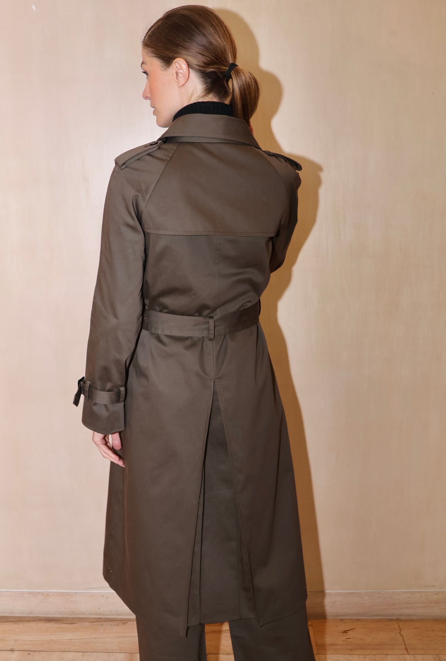 Trench verde olivo