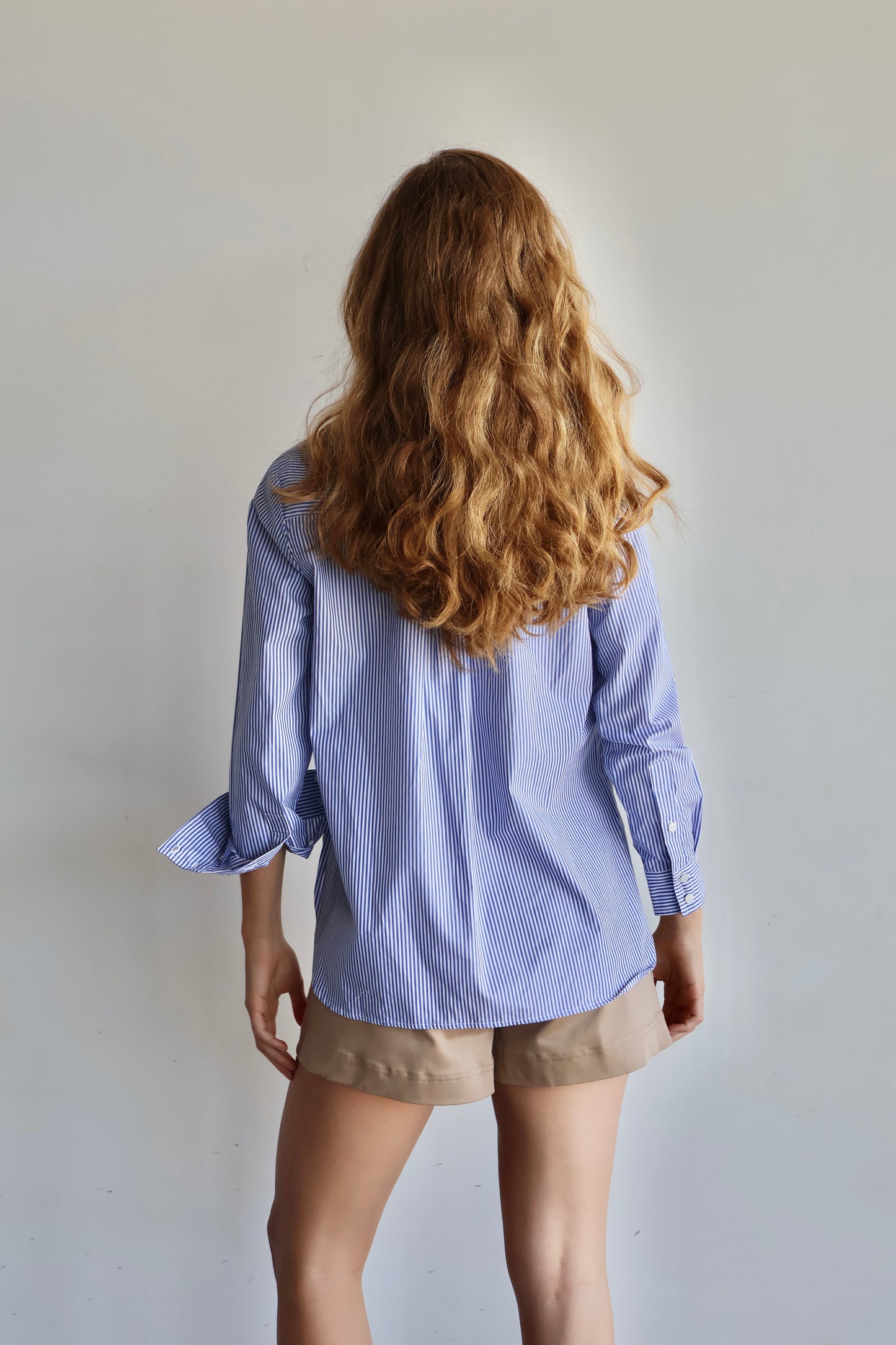 Blusa algodón pima cuello mao rayada