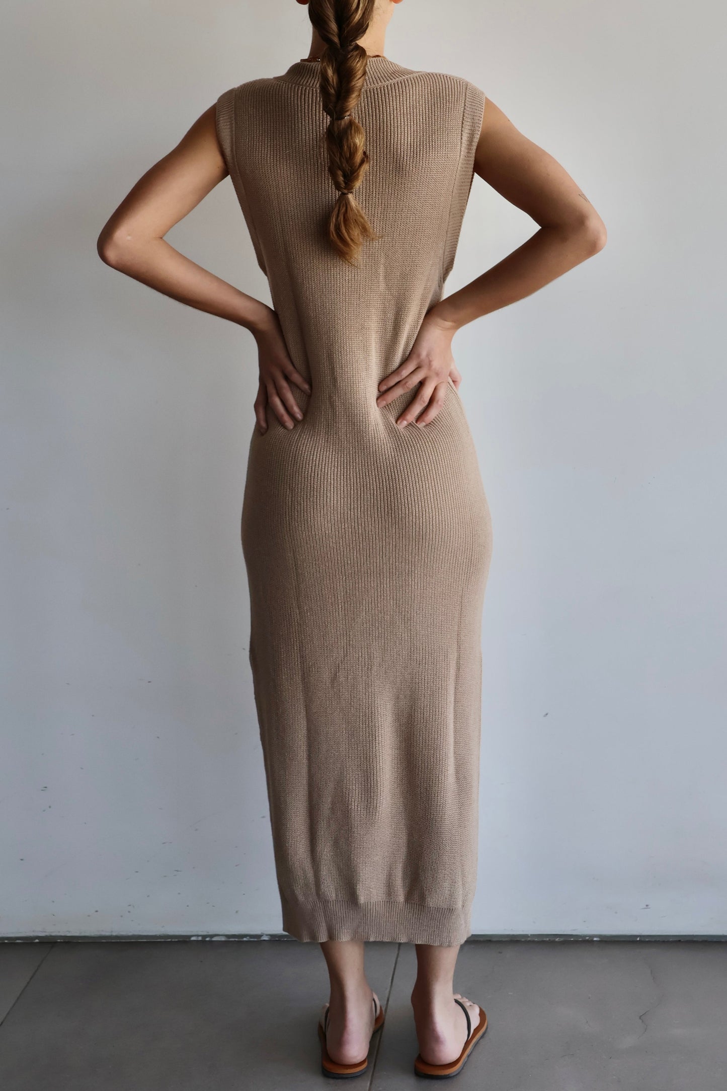 Vestido tejido beige
