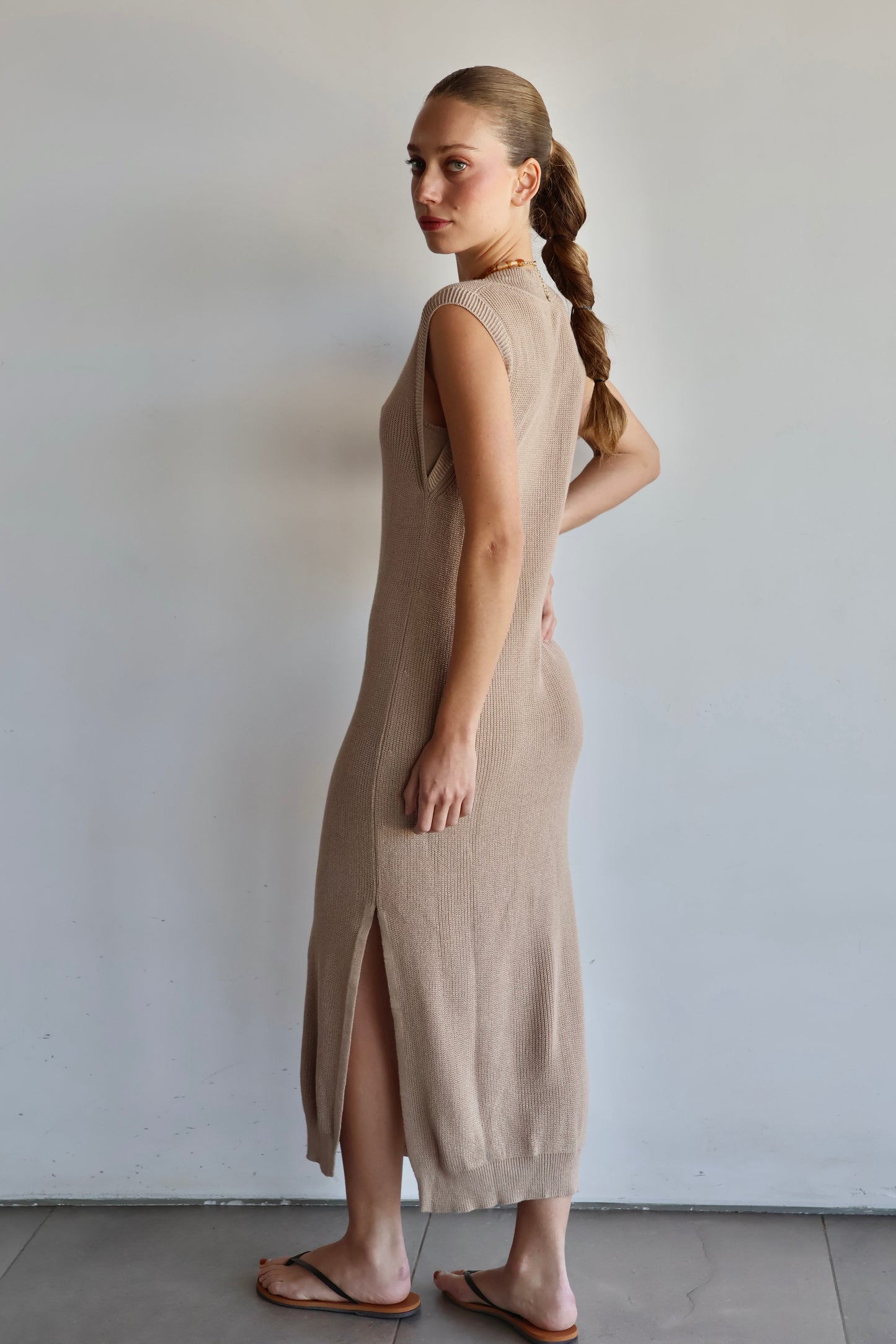 Vestido tejido beige